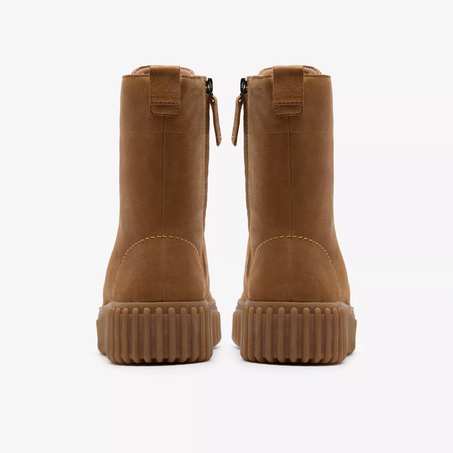 CLARKS BOTA TORHILL STYLE NOBUCK MARRÓN TOSTADO CLARO