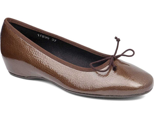 CALLAGHAN MANOLETINA CUÑA INTERNA