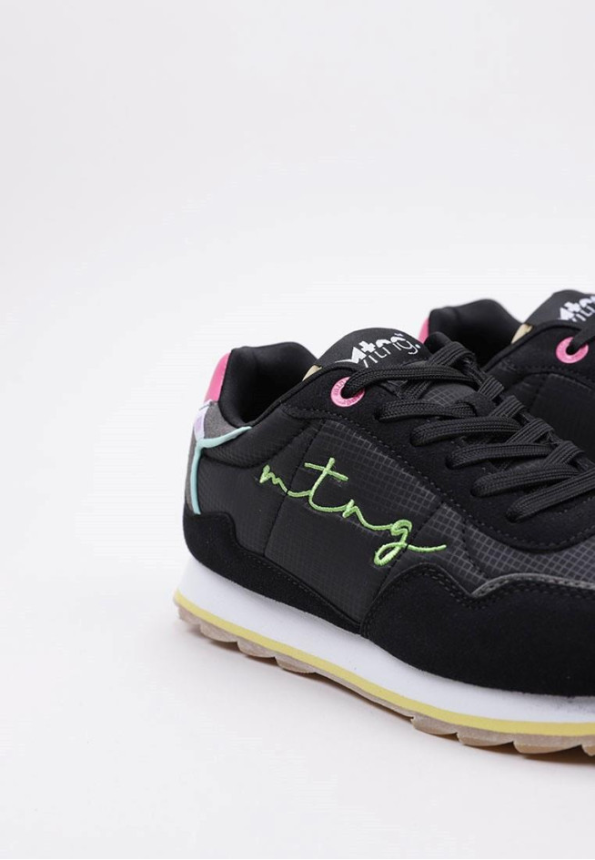 ZAPATILLA MUSTANG NEGRA 60167