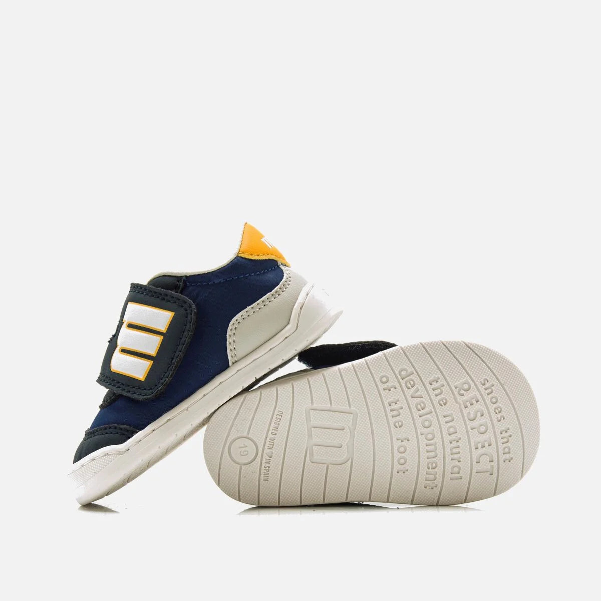 ZAPATILLAS NIÑA FREE BABY