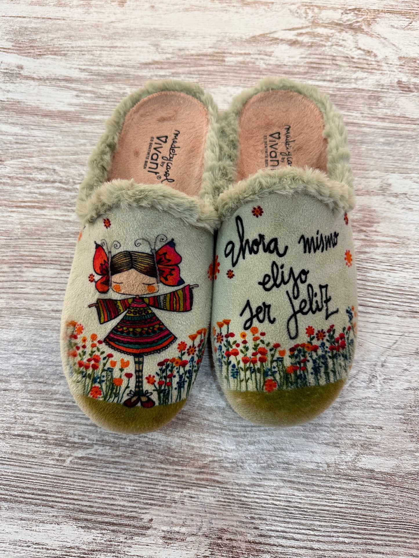 ZAPATILLAS CASA VIVANT FELIZ