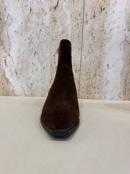 BOTÍN CAMPERO MOKA SERRAJE