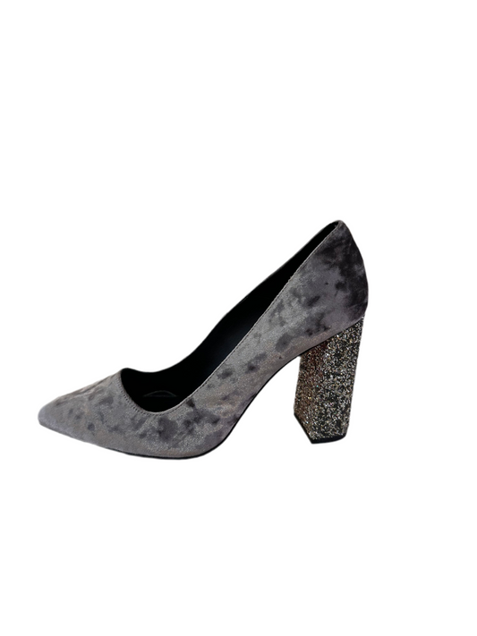 ZAPATO SALÓN ÁNGEL ALARCÓN GRIS TERCIOPELO