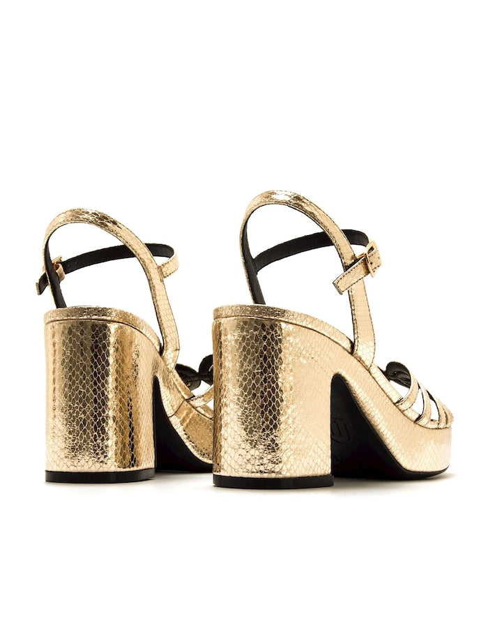 SANDALIA TACÓN PLATAFORMA MUSTANG 56646