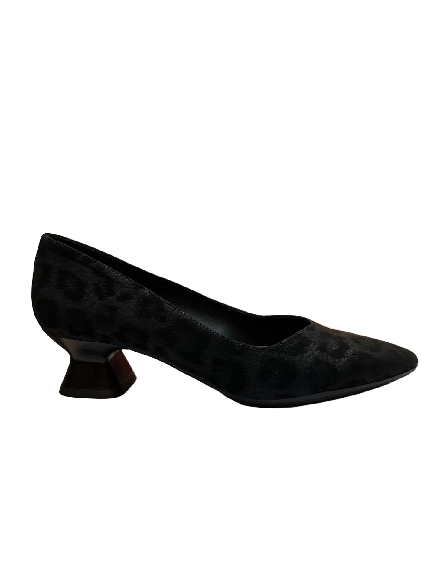 ZAPATO SALON  NEGRO GIAGUARO TACON 3 DANIELA VEGA