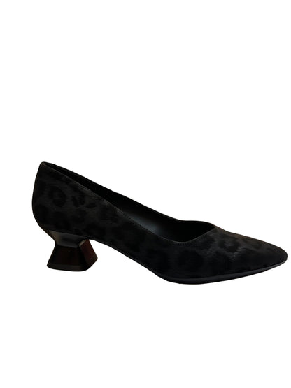 ZAPATO SALON  NEGRO GIAGUARO TACON 3 DANIELA VEGA