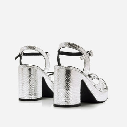 SANDALIA TACÓN PLATAFORMA MUSTANG 56646