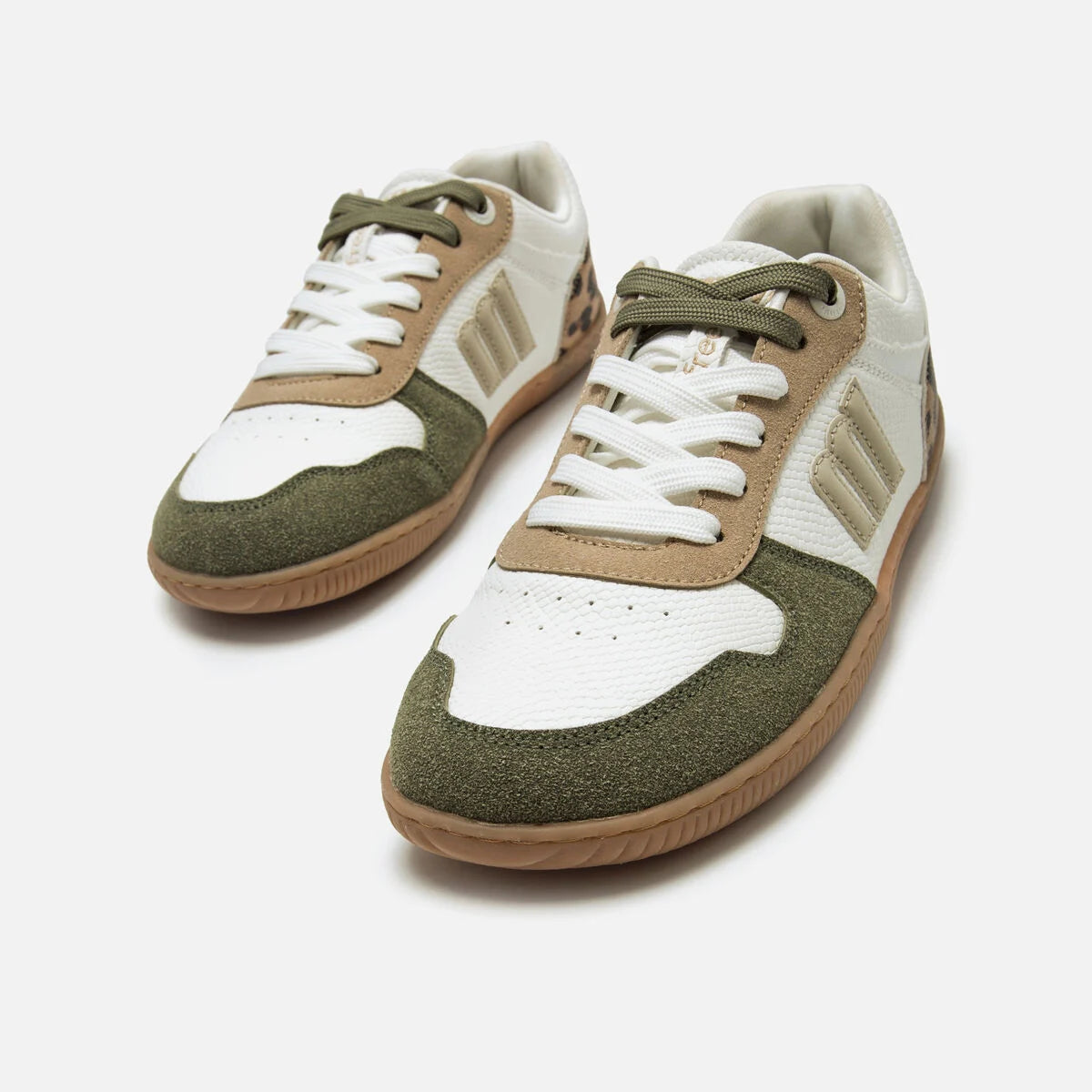 ZAPATILLA MUSTANG FREE ARIA 60840